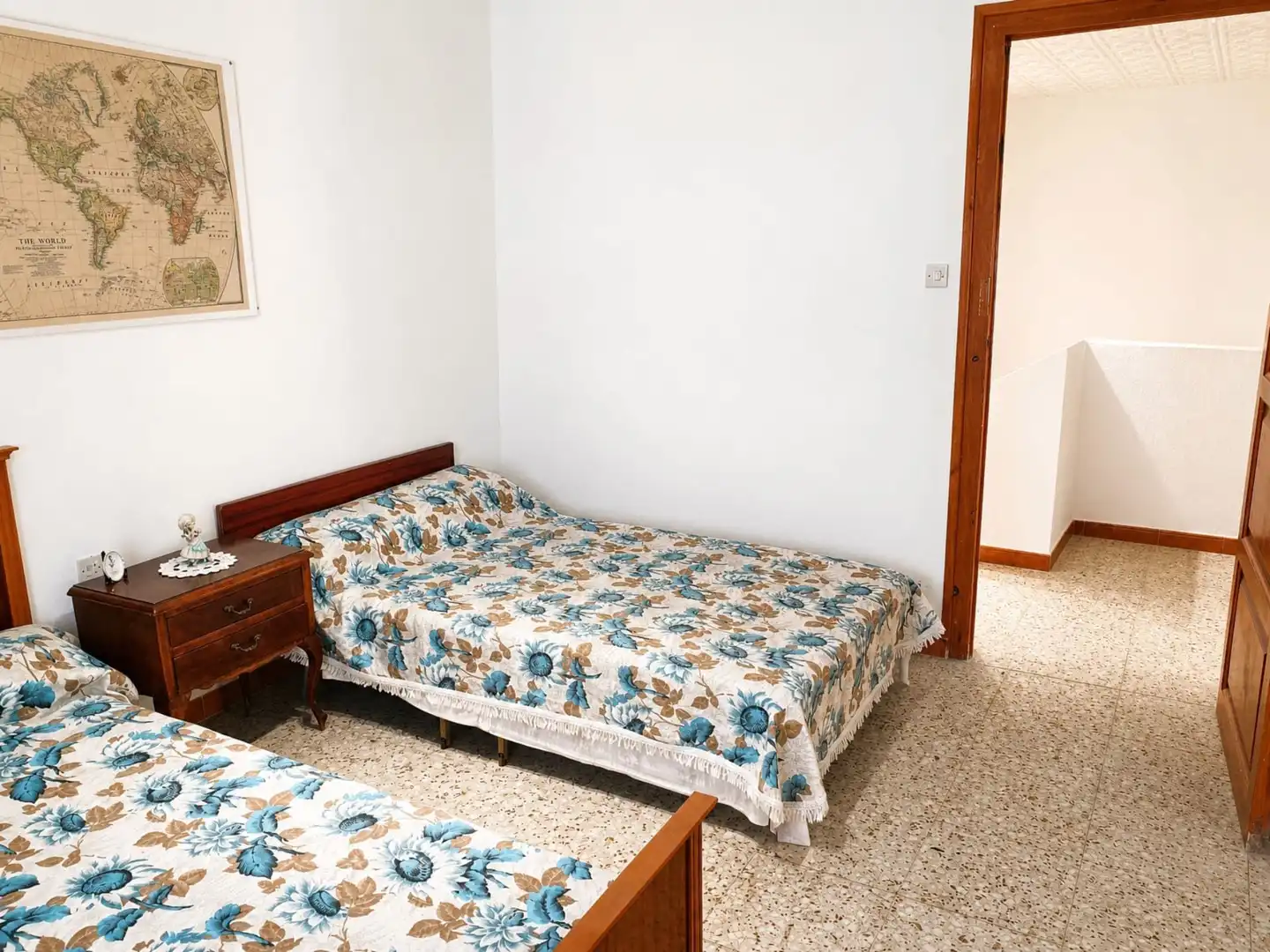Schlafzimmer von Country house zum Verkauf in Montón mit Abstellraum