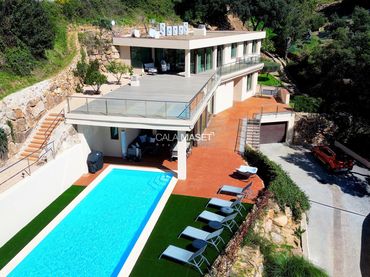Xalet amb piscina en venda a Mas Semi