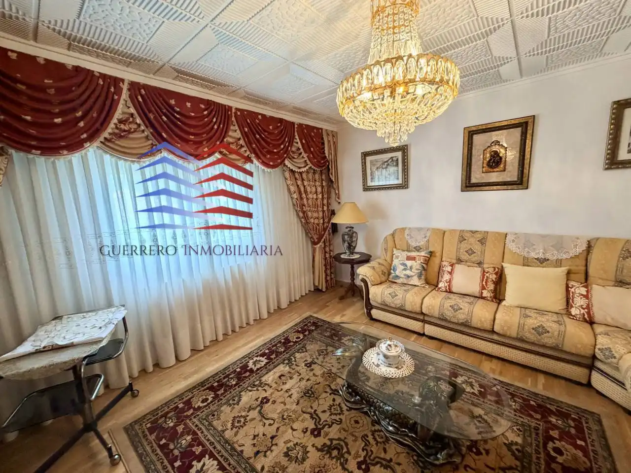Sala de estar de Casa o chalet en venta en Coles con Calefacción, Jardín privado y Terraza