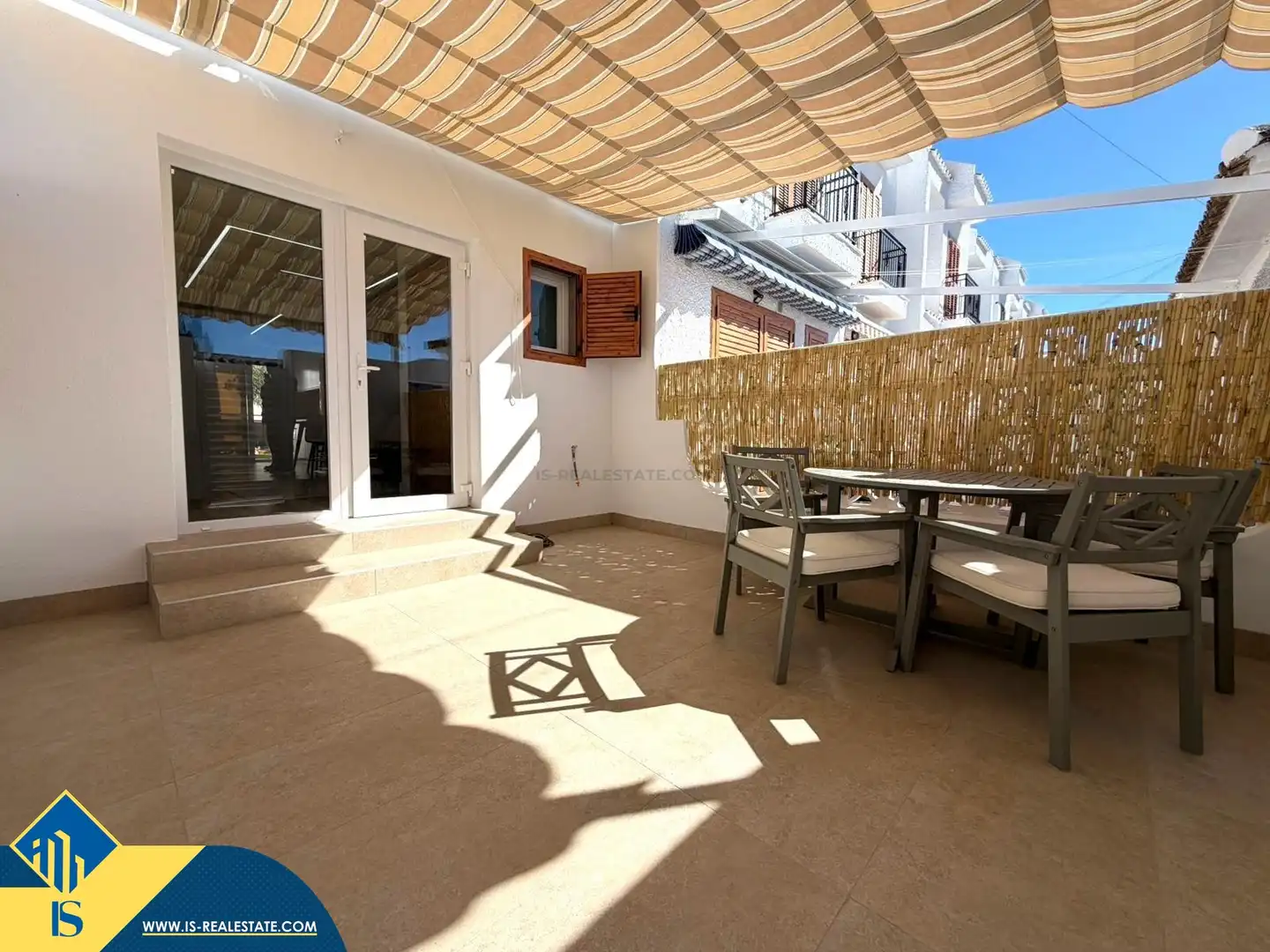 Casa amb piscina en venda a Nueva Torrevieja - Aguas Nuevas, imagen 2