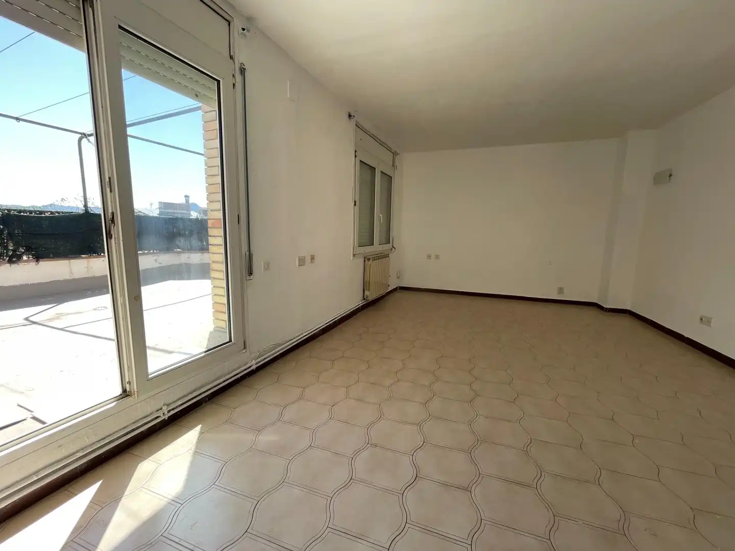 Sala d'estar de Àtic en venda en Igualada amb Calefacció i Terrassa