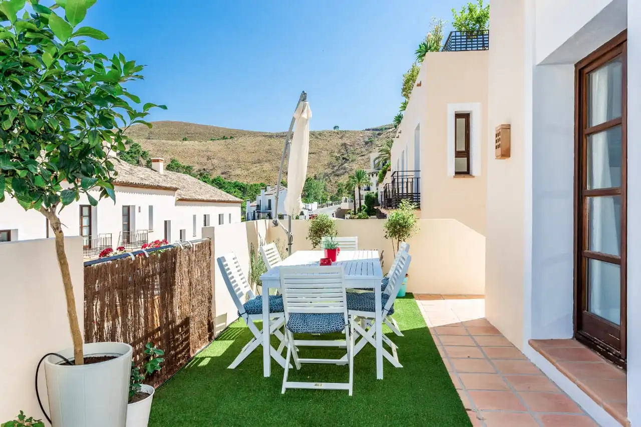 Reihenhaus mit Terrasse zur Miete in Benahavís pueblo, imagen 13