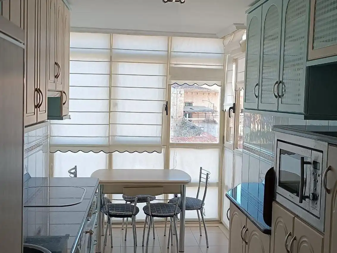 Dúplex amb terrassa en venda a Medina de Pomar