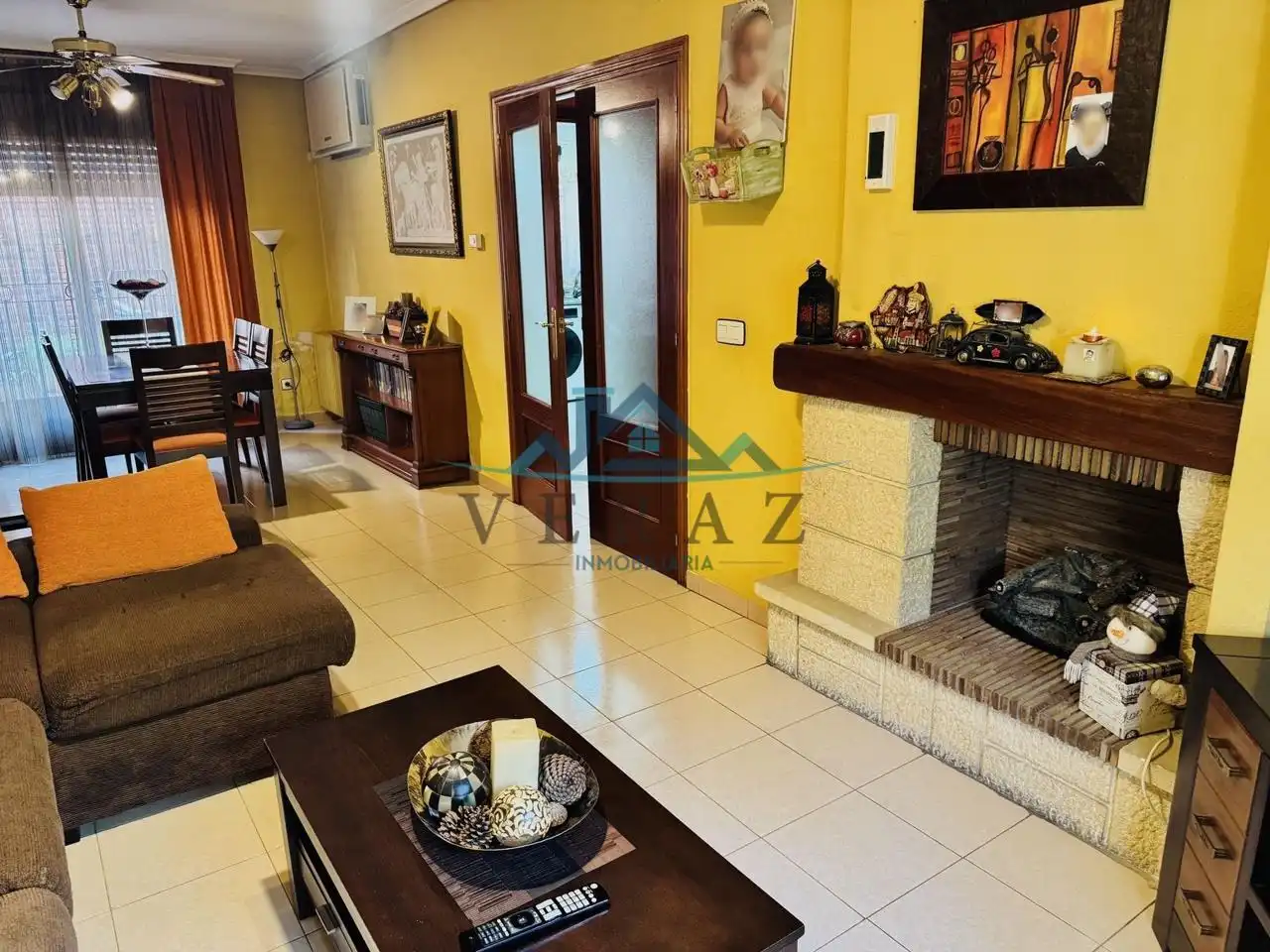Sala d'estar de Casa o xalet en venda en Talavera de la Reina amb Calefacció i Jardí privat
