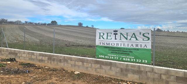Terreno residencial en Venta en Avenida de la Constitución, 39 en Mondéjar