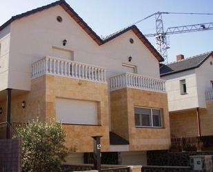 Vista exterior de Casa o xalet en venda en Os de Balaguer amb Terrassa