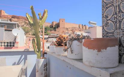 Exterior view of House or chalet for sale in  Almería Capital  with Air Conditioner, Terrace and Balcony