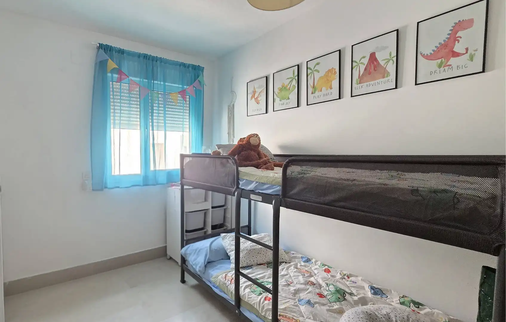 Dormitori de Dúplex en venda en Estepona amb Aire condicionat, Jardí privat i Terrassa