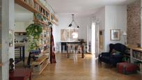 Living room of Flat for sale in  Madrid Capital  with Air Conditioner and Terrace