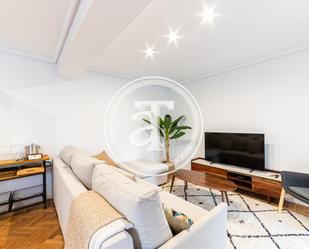 Living room of Flat to rent in  Madrid Capital  with Furnished, Oven and Washing machine