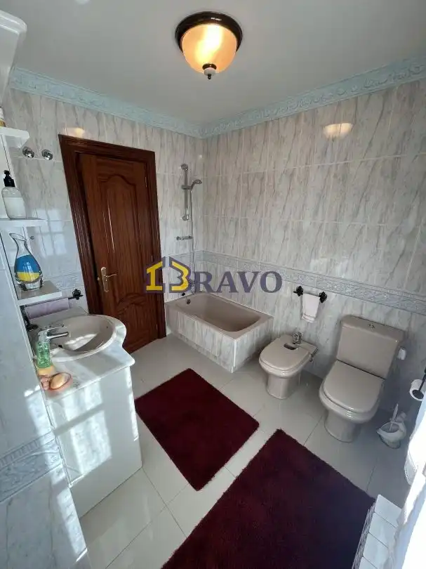 Baño de Casa o chalet en venta en Valle de Mena con Calefacción, Jardín privado y Terraza