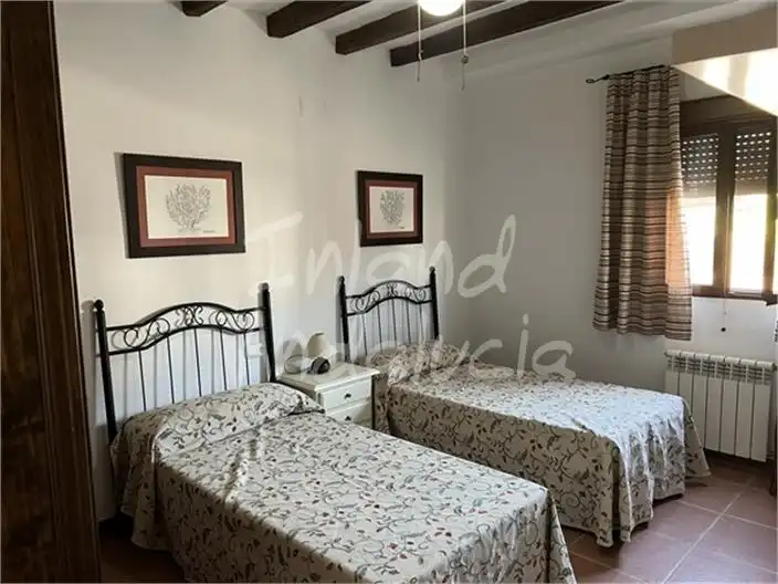 Dormitori de Casa adosada en venda en Luque amb Aire condicionat, Terrassa i Traster