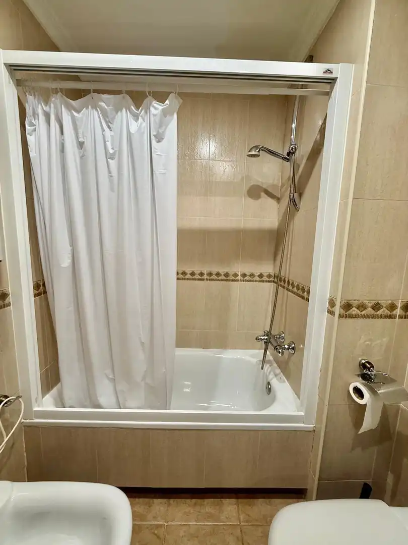 Baño de Piso en venta en Málaga con Aire acondicionado, Calefacción y Terraza