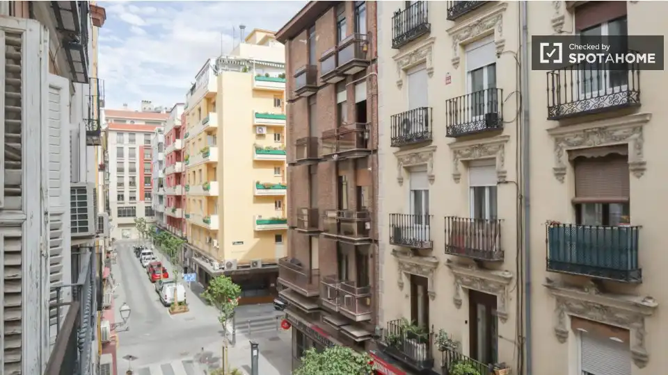 Appartamento con terrazza in affitto a Chamberí, imagen 19