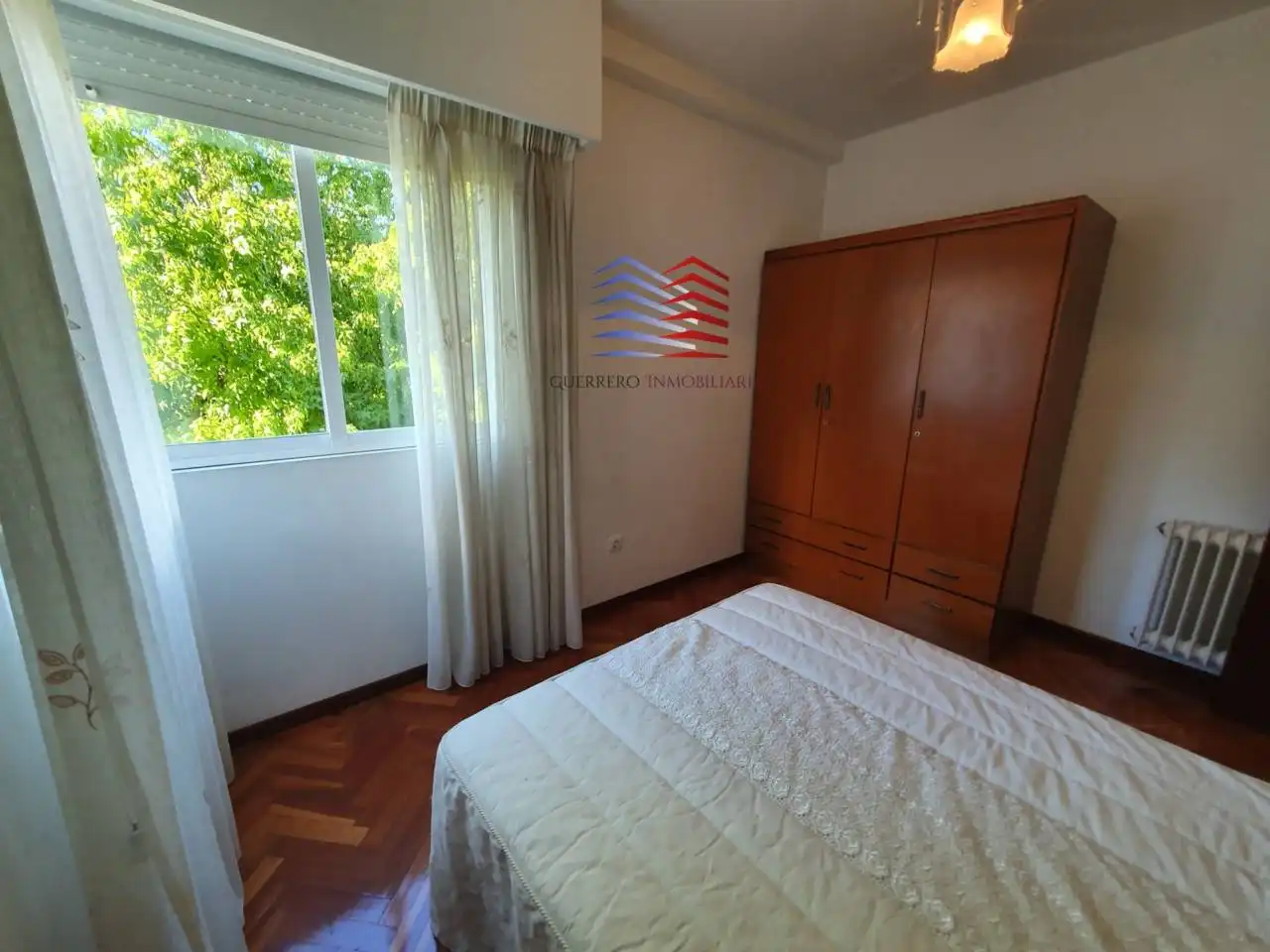 Bedroom of Flat for rent in Ourense Capital   with Heating, Parquet flooring and Storage room