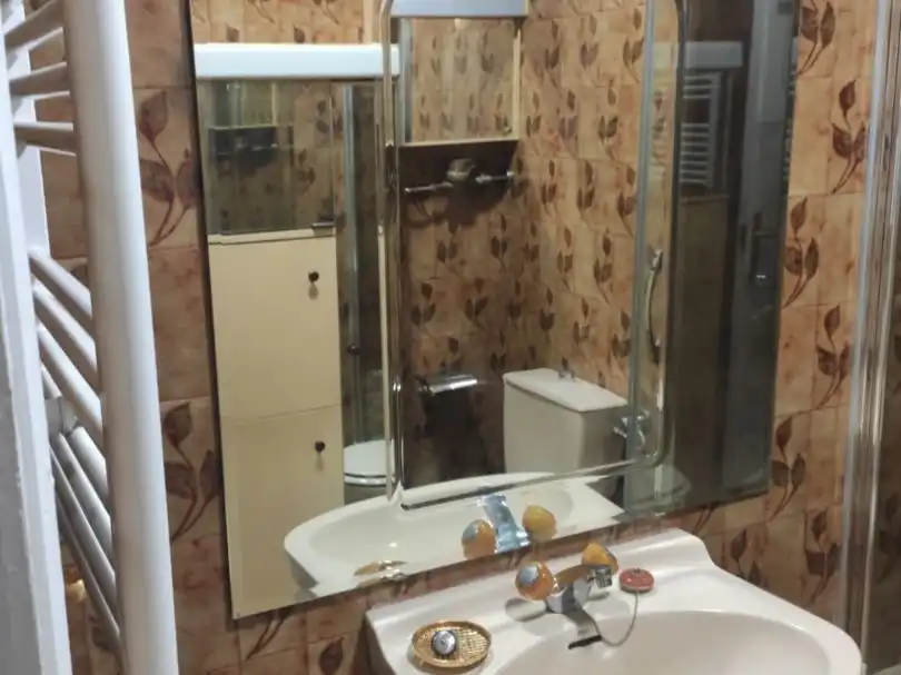 Bathroom of Flat for rent in Barrio de Salamanca