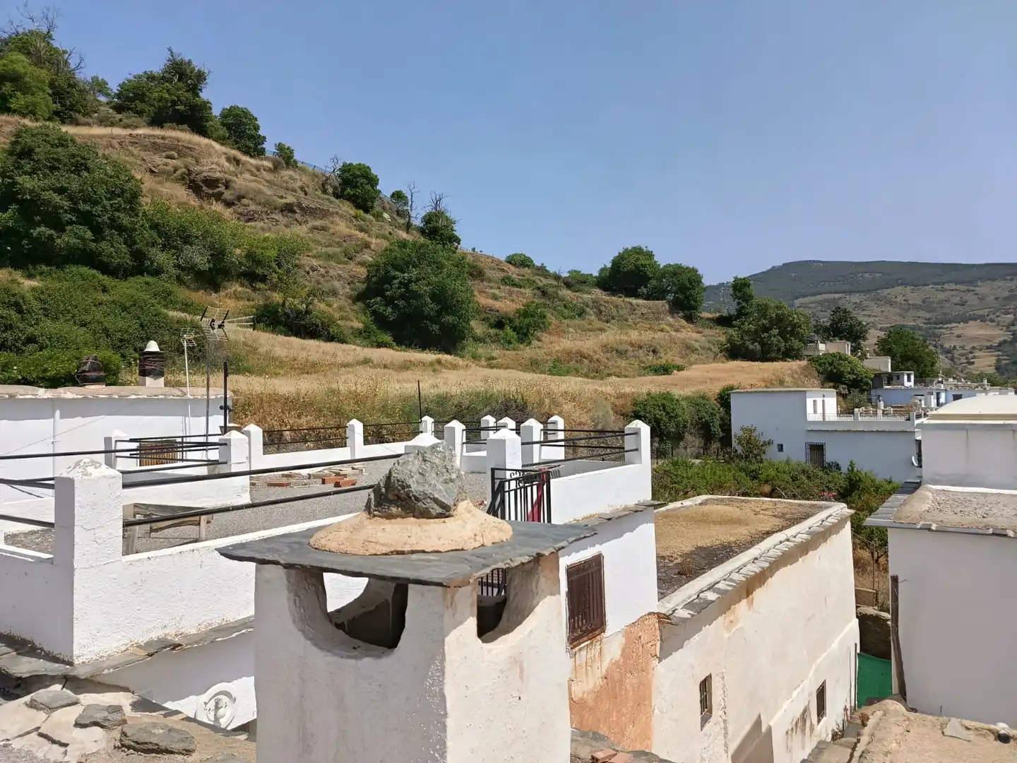 Vista exterior de Finca rústica en venda en Bérchules amb Calefacció, Terrassa i Moblat