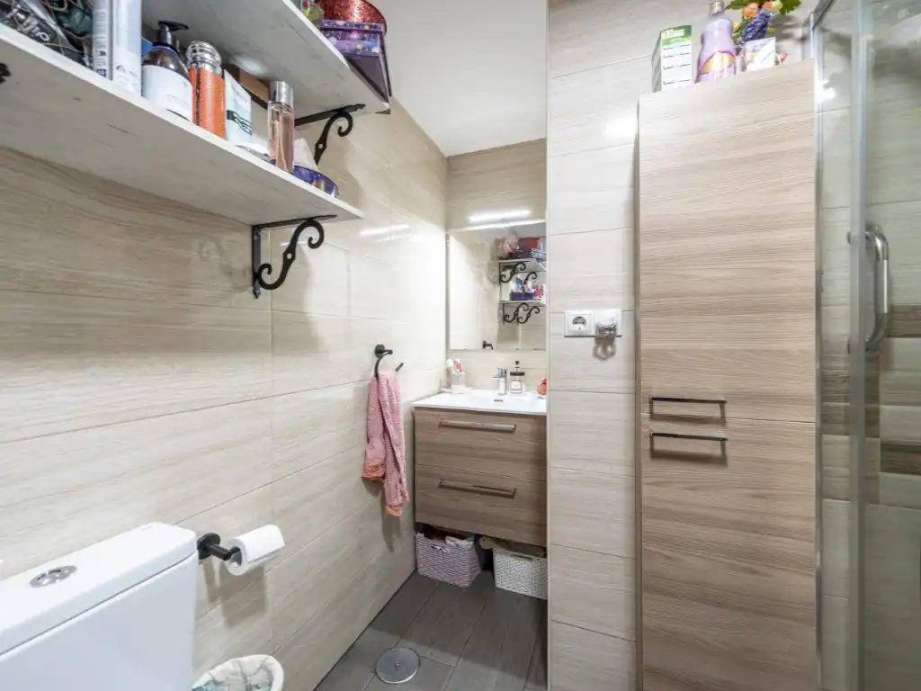 Bathroom of Flat for sale in Centro