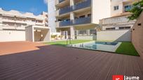 Piscina de Planta baixa en venda en Torredembarra amb Aire condicionat, Calefacció i Terrassa