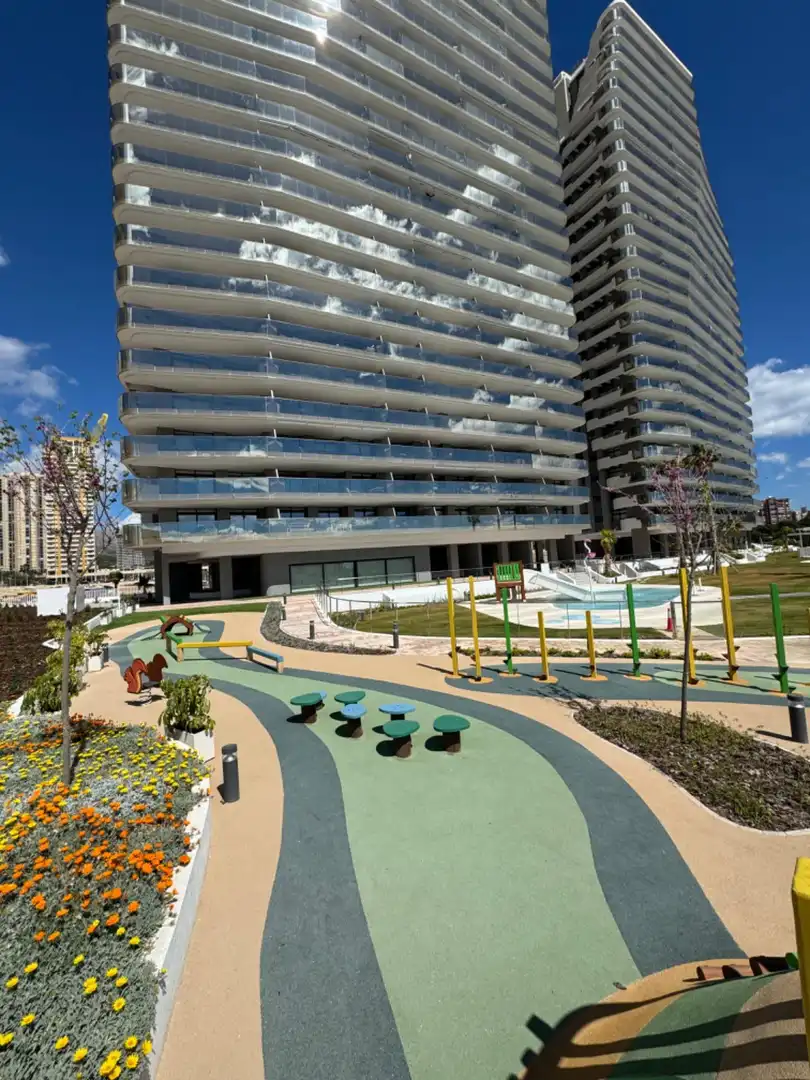 Swimming pool of Apartments for rent in Benidorm  with Air Conditioner, Heating and Private garden