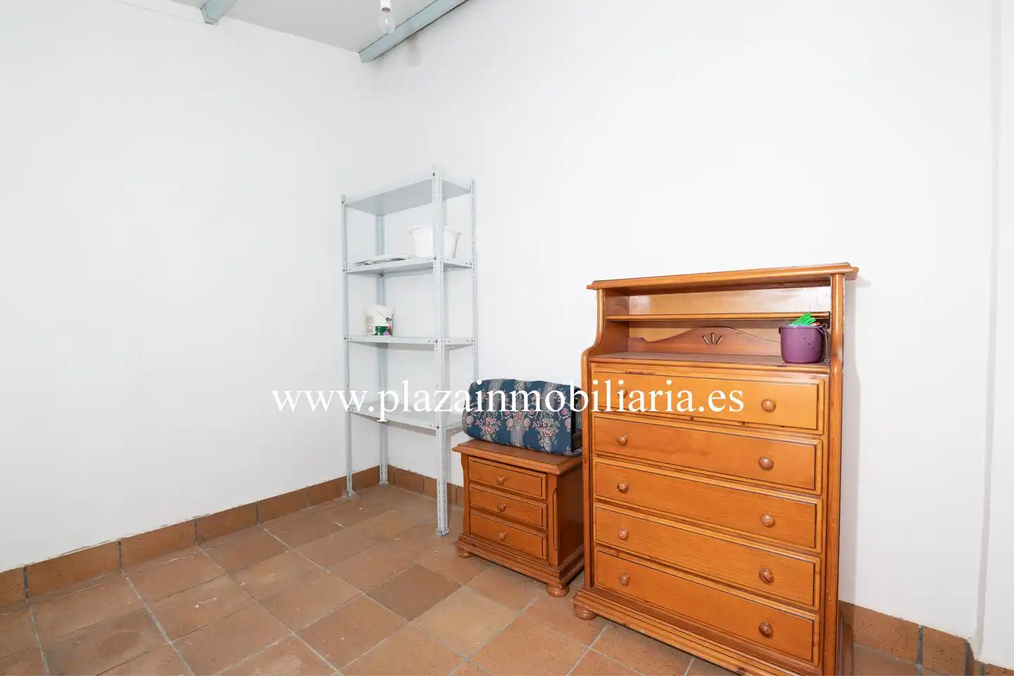 Ground floor for sale in Lucena  with Storage room and Furnished