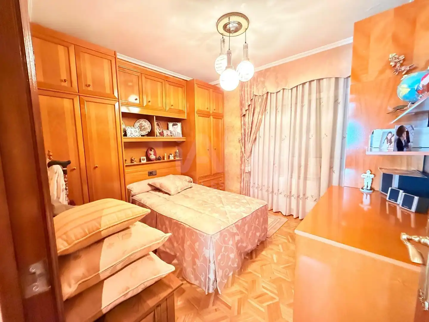 Bedroom of Flat for sale in Gijón   with Heating