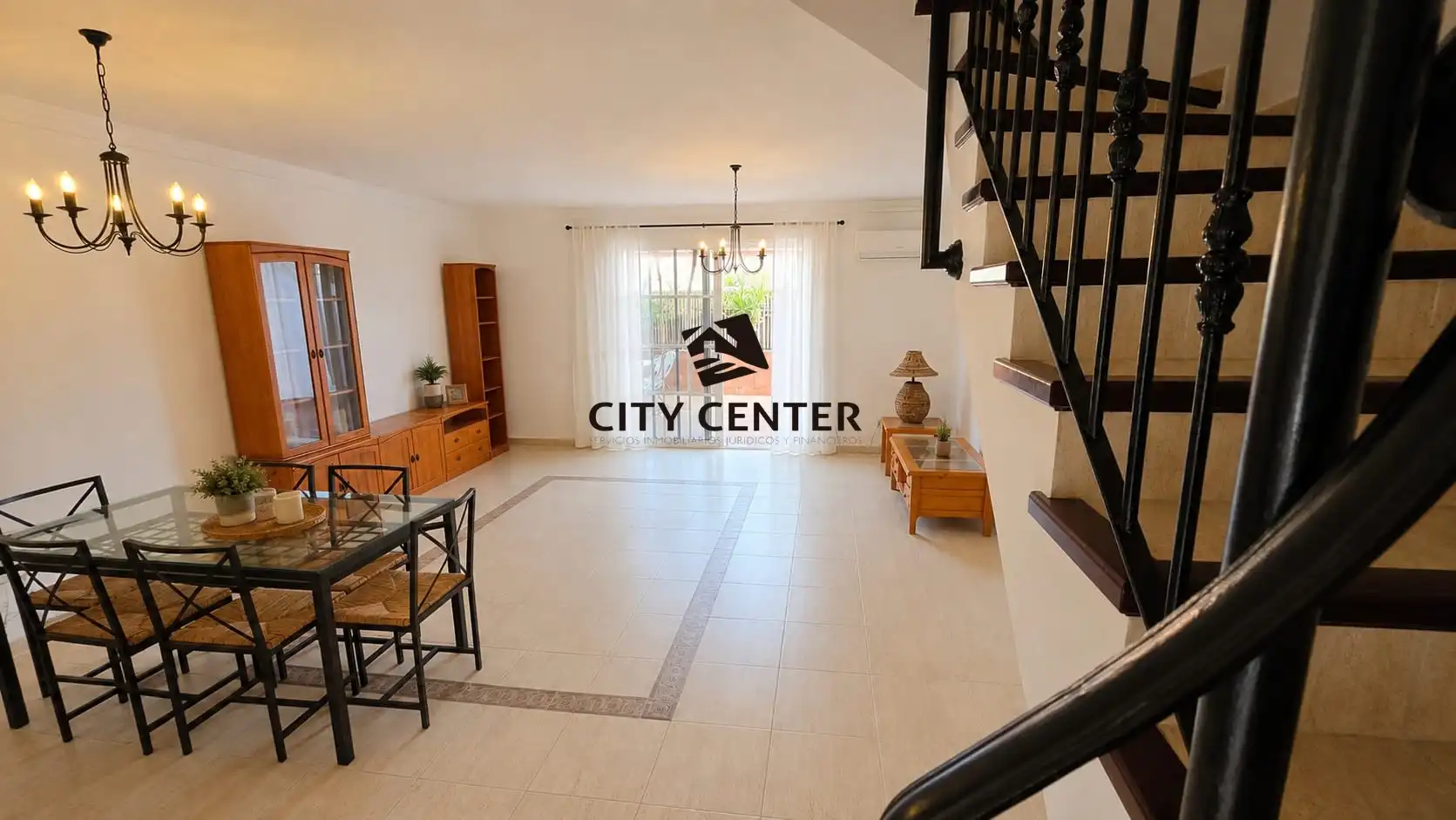 Vista exterior de Casa adosada en venta en Granadilla de Abona con Aire acondicionado, Terraza y Amueblado