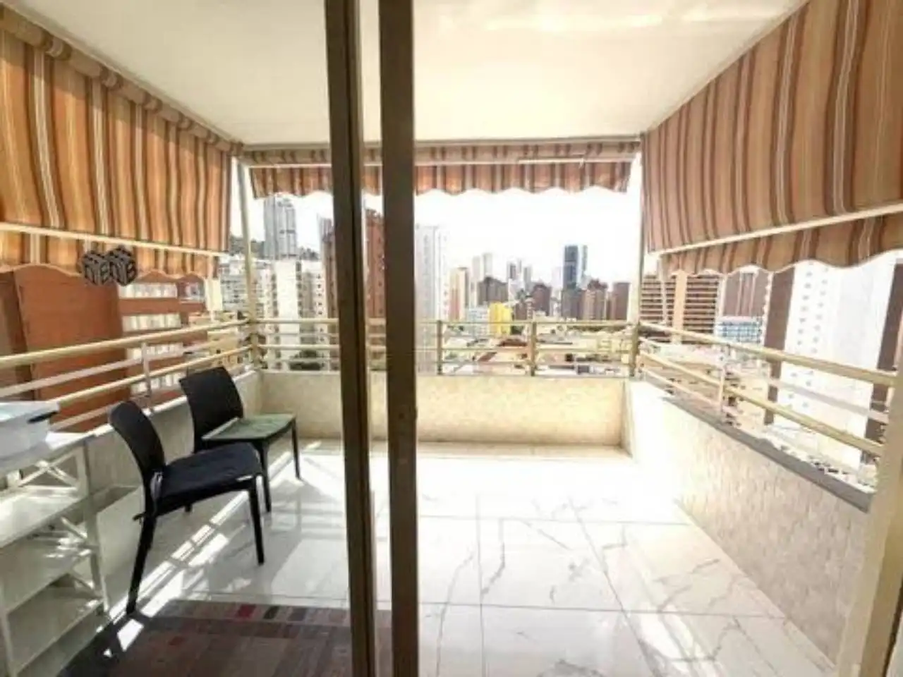 Piso con ascensor en venta en Rincón de Loix, imagen 2