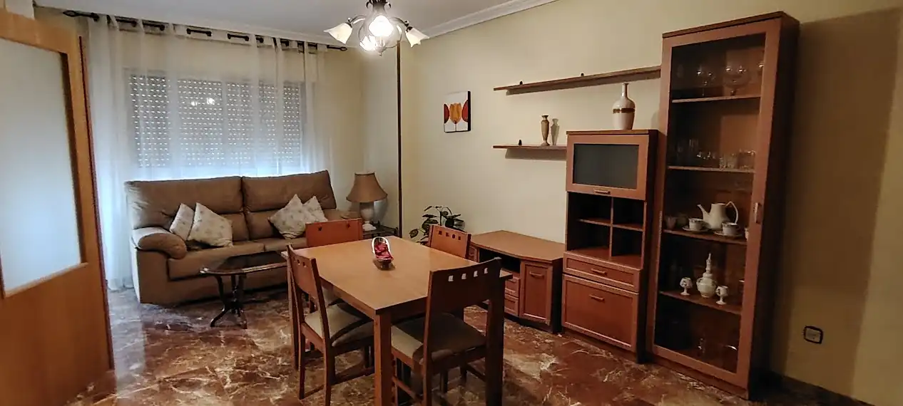 Living room of Flat for rent in Linares  with Air Conditioner, Heating and Furnished