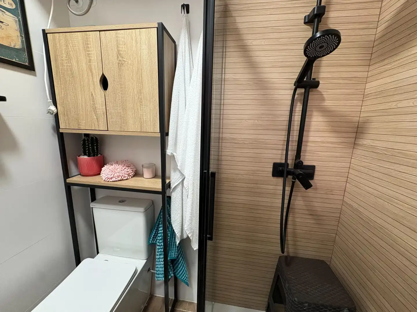 Baño de Estudio en venta en Torrevieja con Jardín privado y Amueblado