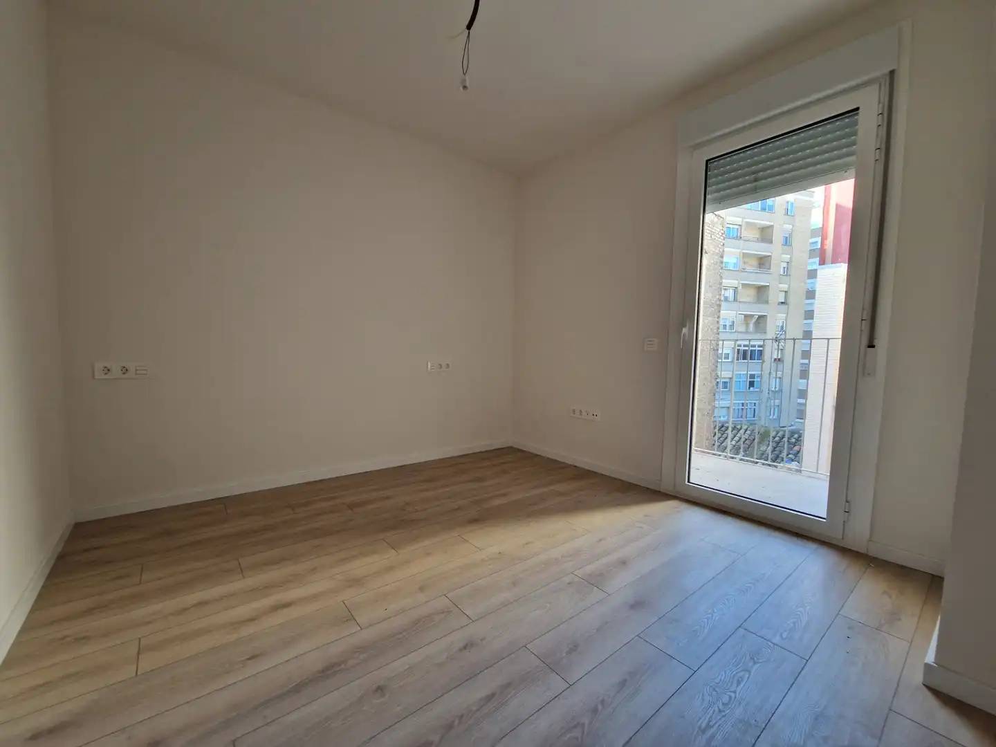 Bedroom of Flat for sale in Zaragoza  with Air Conditioner, Heating and Parquet flooring