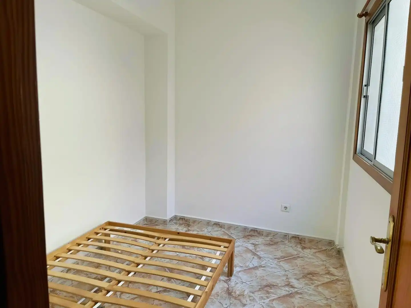 Dormitori de Pis en venda en Las Palmas de Gran Canaria amb Jardí privat, Traster i Moblat