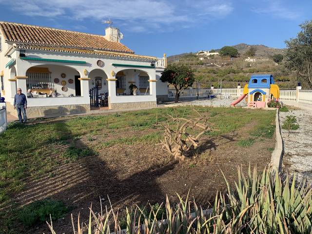 Finca rústica en Venta en Cortijo Zamorano en Norte - Barrio del Pilar - El Reñidero
