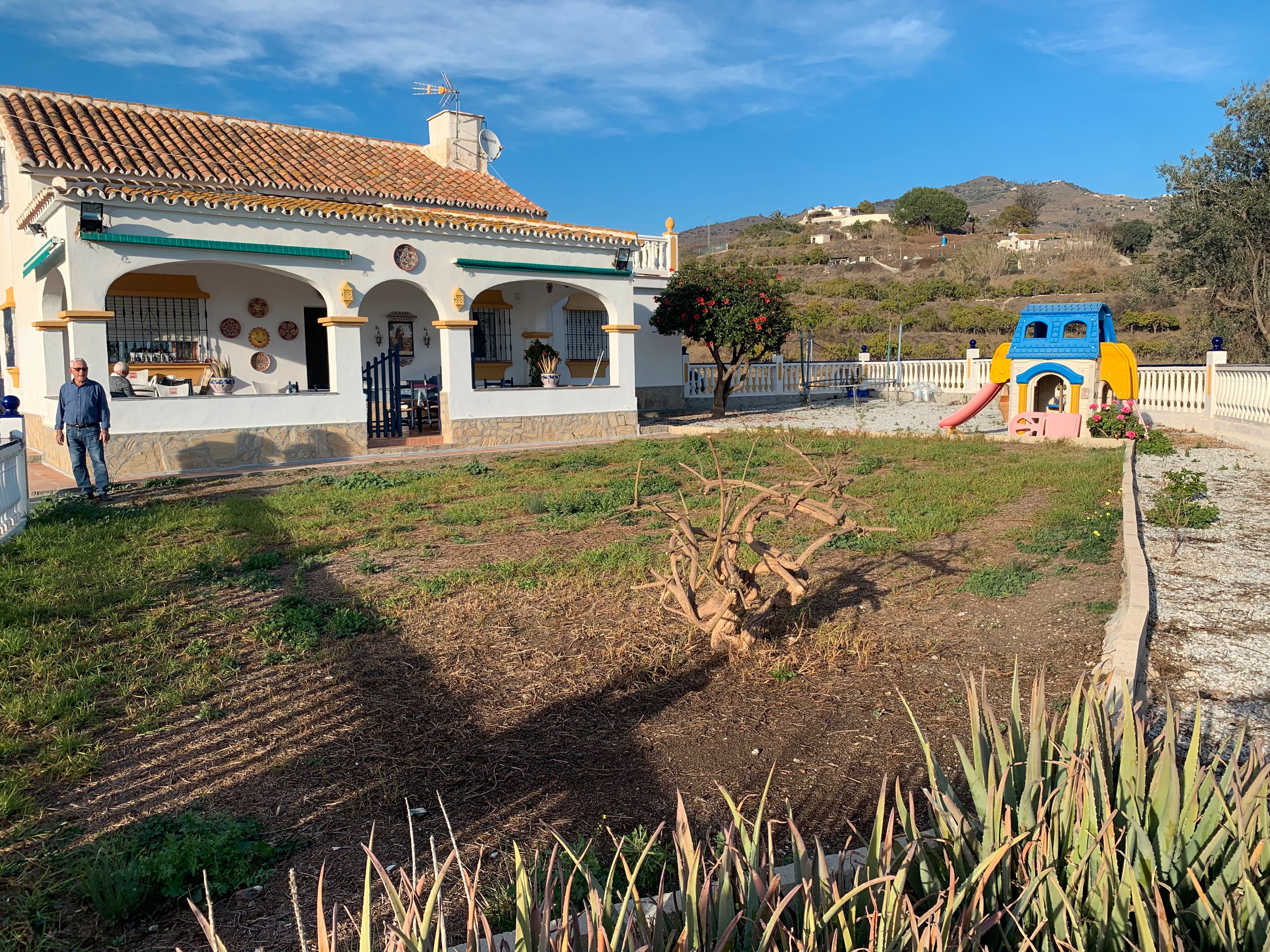Jardín de Finca rústica en venta en Vélez-Málaga con Aire acondicionado, Jardín privado y Terraza