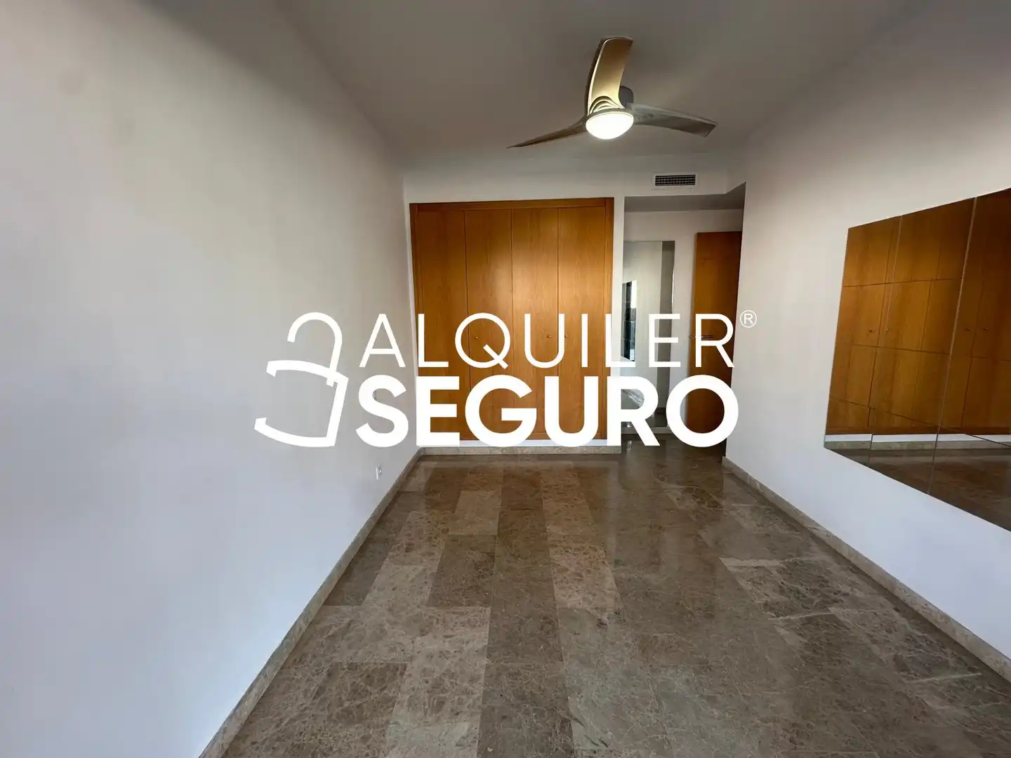 Habitación de Ático de alquiler en Paiporta con Aire acondicionado, Calefacción y Terraza