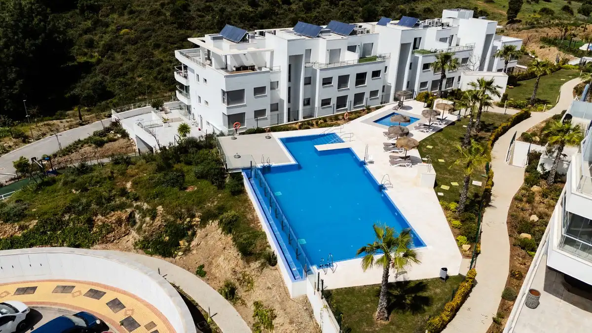 Piscina de Planta baixa en venda en Mijas amb Aire condicionat, Calefacció i Terrassa