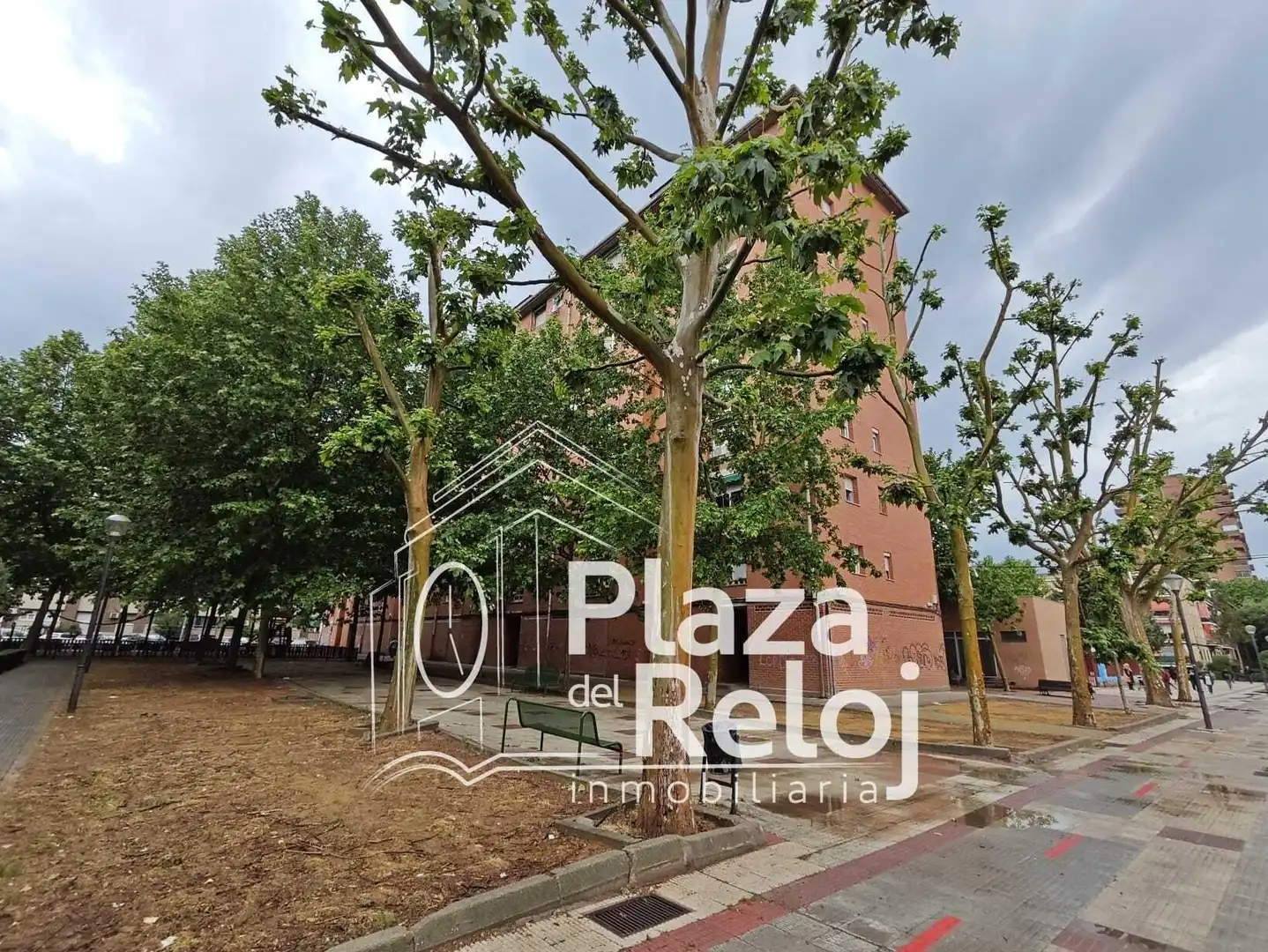 Vista exterior de Piso en venta en Talavera de la Reina con Trastero