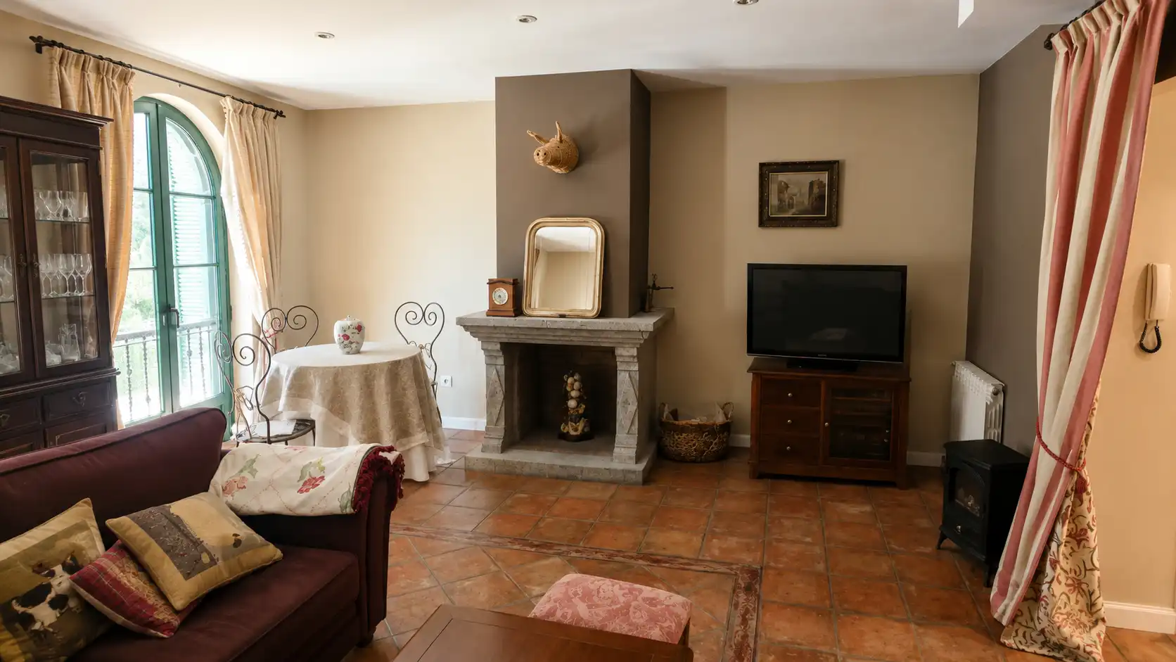 Living room of Houses for sale in Guijuelo  with Balcony