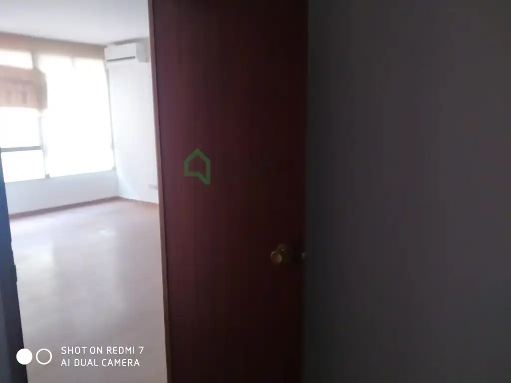 Office space with lift to rent in Calle Obispo San Juan de Ribera, imagen 4