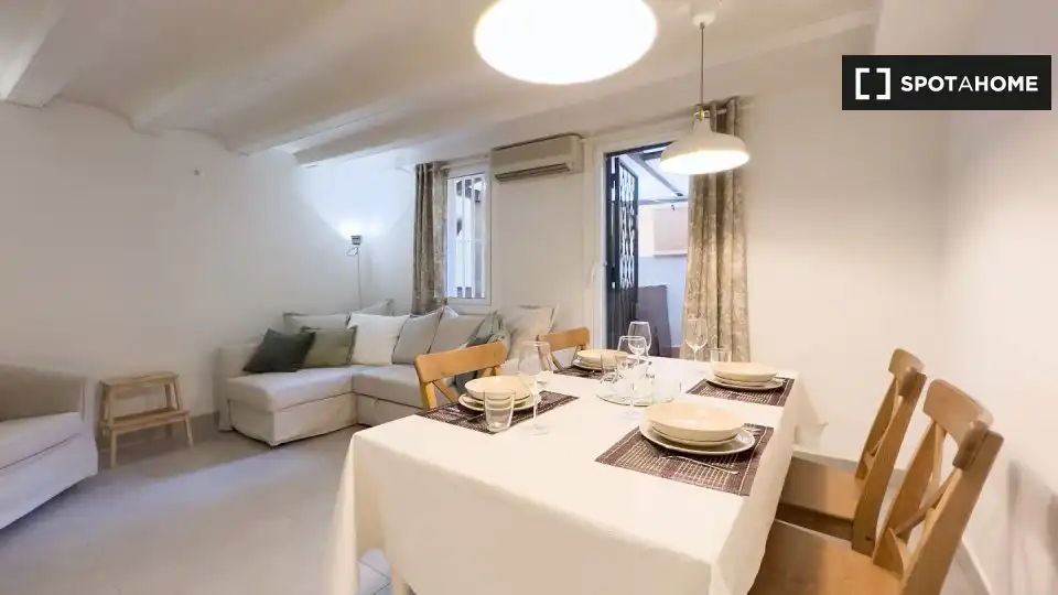 Flat with terrace to rent in Ciutat Vella, imagen 12