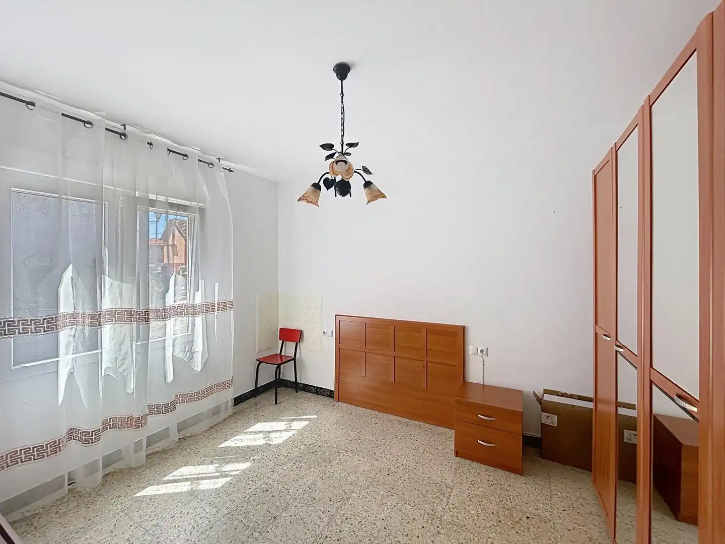 Dormitori de Casa adosada en venda en Ribeira amb Aire condicionat, Calefacció i Terrassa