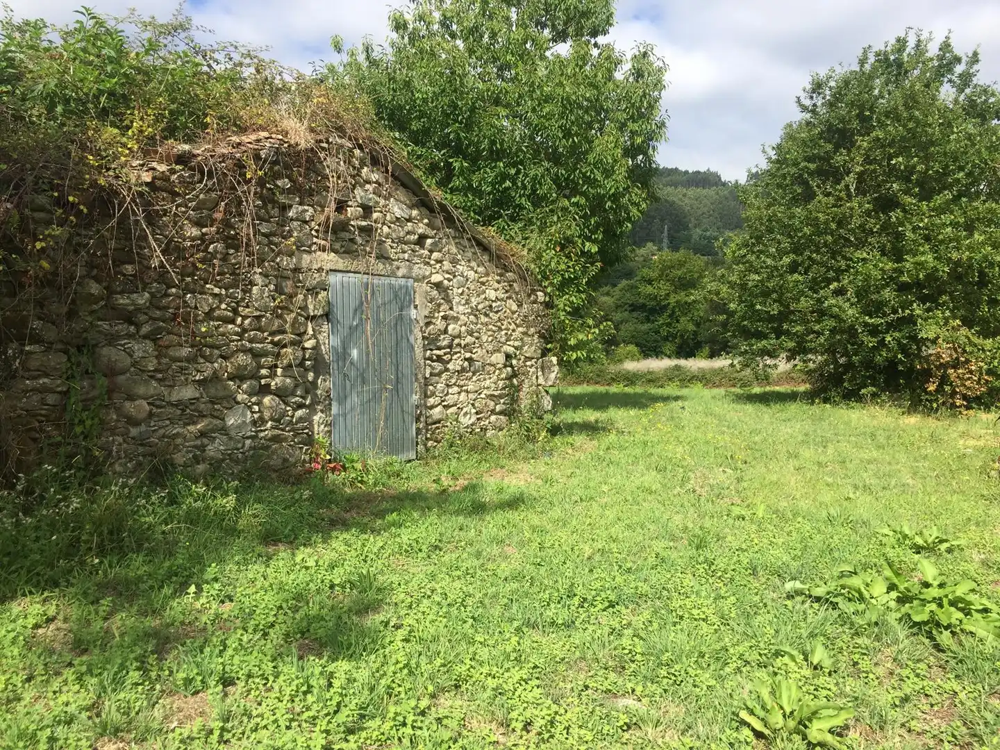 Wohnbaugrundstück zum Verkauf in Boiro