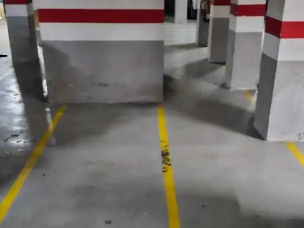 Parkplatz von Garage zur Miete in Valencia