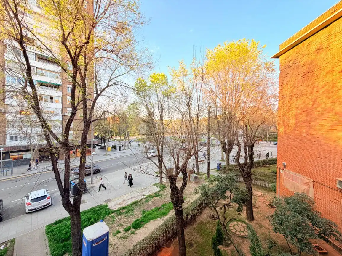 Exterior view of Flat for sale in Madrid  with Air Conditioner and Terrace