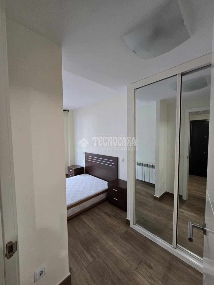 Piso de alquiler en Opañel, Carabanchel