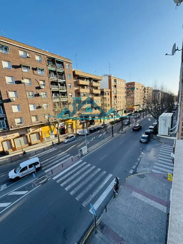 Pis amb ascensor en venda a Arias Maldonado, imagen 10