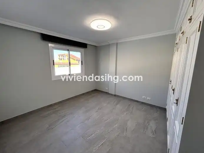 Dormitori de Casa o xalet en venda en Los Realejos amb Terrassa i Traster