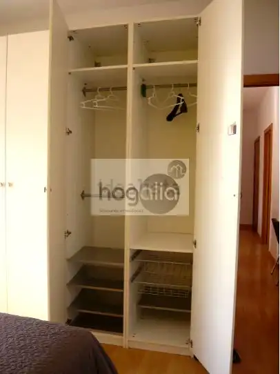 Habitación de Ático de alquiler en Sevilla con Aire acondicionado, Terraza y Amueblado