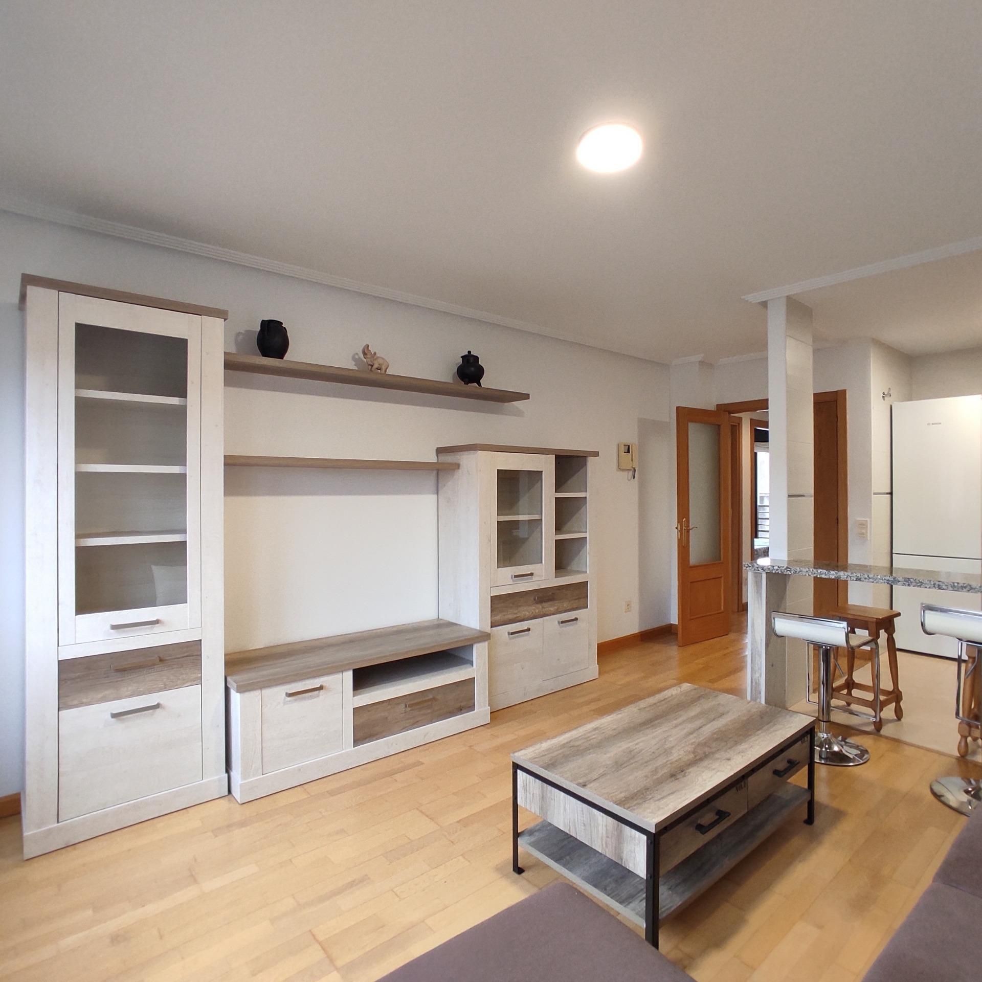 Flat to rent in  JUAN HEVIA, 3, La Pola Siero