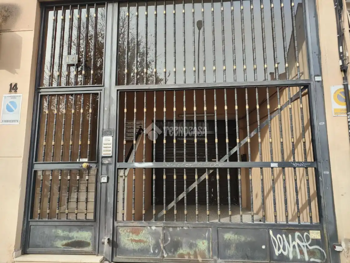 Garaje en venta en Carabanchel